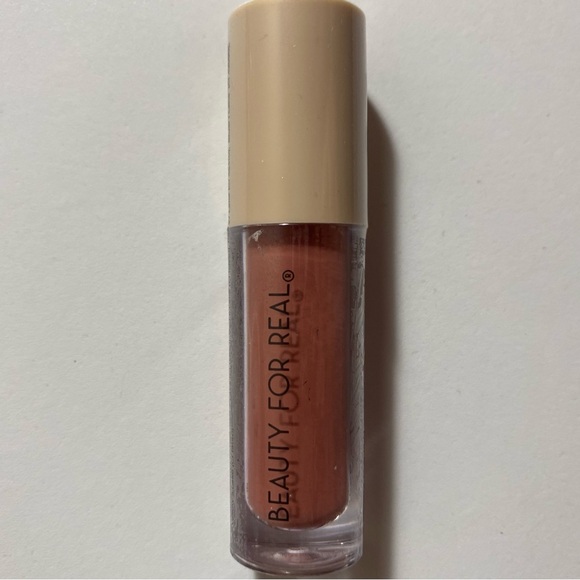 Makeup Bundle Perfect for Gifting. Work Wife, Secret Santa, Stocking Stuffers - Picture 11 of 16